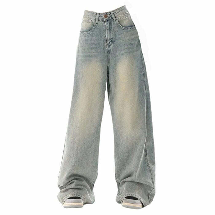 90's Light Wash Baggy Jeans: Perfect for Casual Outfits & Concert Looks