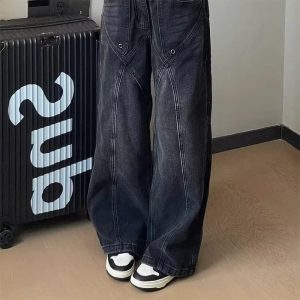 90s Vintage Wide-Leg Jeans: Perfect for Casual Outfits & Concert Looks