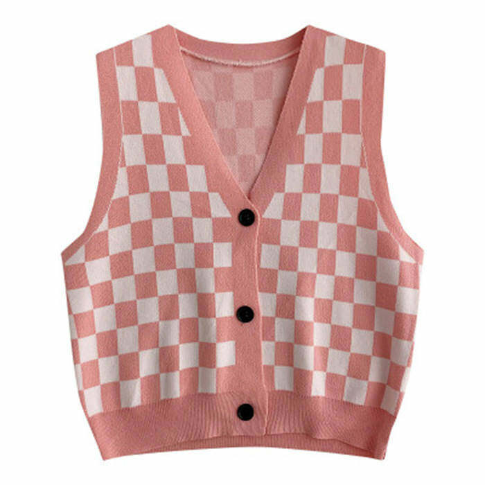 Aesthetic Checkboard Vest: Trendy Outfit Ideas for Every Occasion