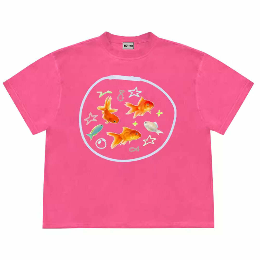 Aesthetic Goldfish Graphic T-Shirt: Trendy Outfit Ideas for Every Occasion