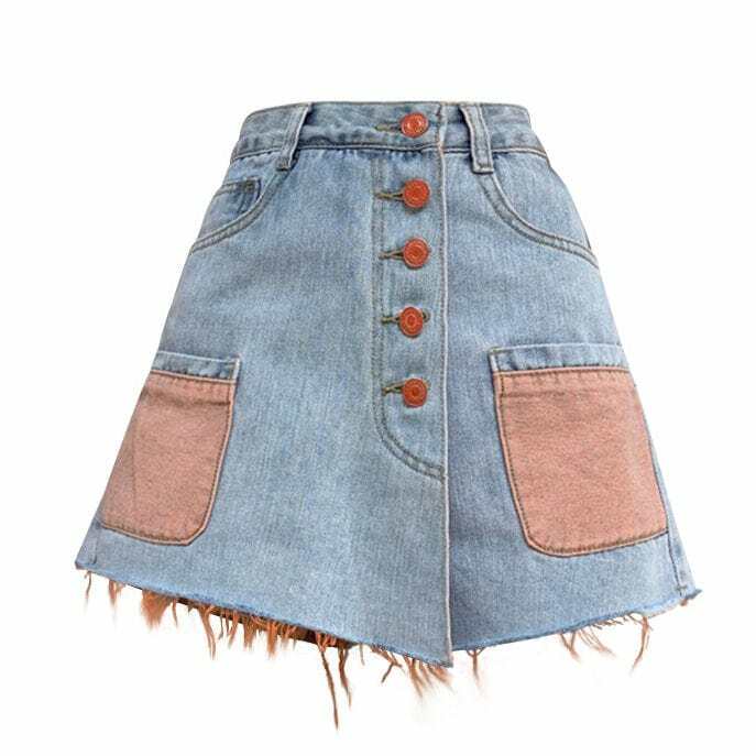 Artsy Denim Skirt: Trendy Outfit Ideas for Concerts, Casual