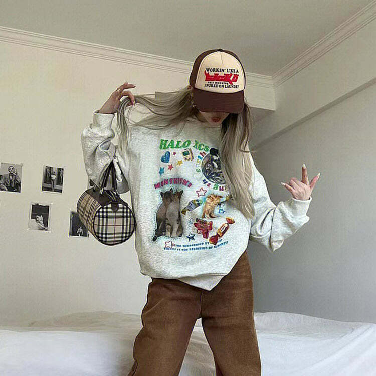 Cat Planet Graphic Sweatshirt: Trendy Outfit Ideas for Every Occasion