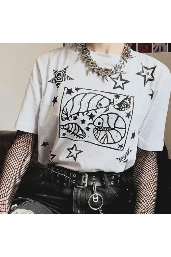 Celestial Creatures Graphic T-Shirt: Trendy Outfit Ideas for Every Occasion