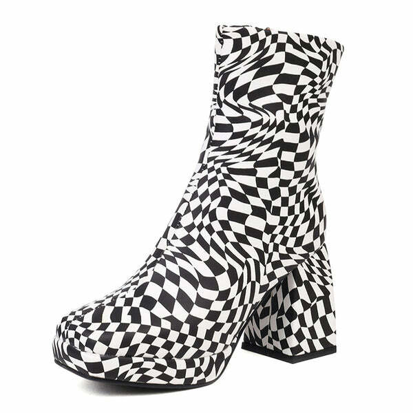 Checkered Platform Boots: Perfect for Concerts, Casual Outfits