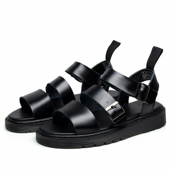 Chic Asphalt Flat Sandals for Effortless Spring & Summer Outfit Ideas