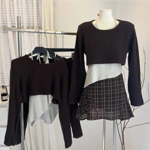 Chic Asymmetrical Layered Knit Set: Perfect for Spring Outfits