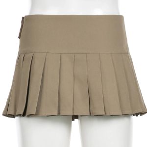 Chic Belted Pleated Mini Skirt: Perfect for Spring Outfits & Date Nights