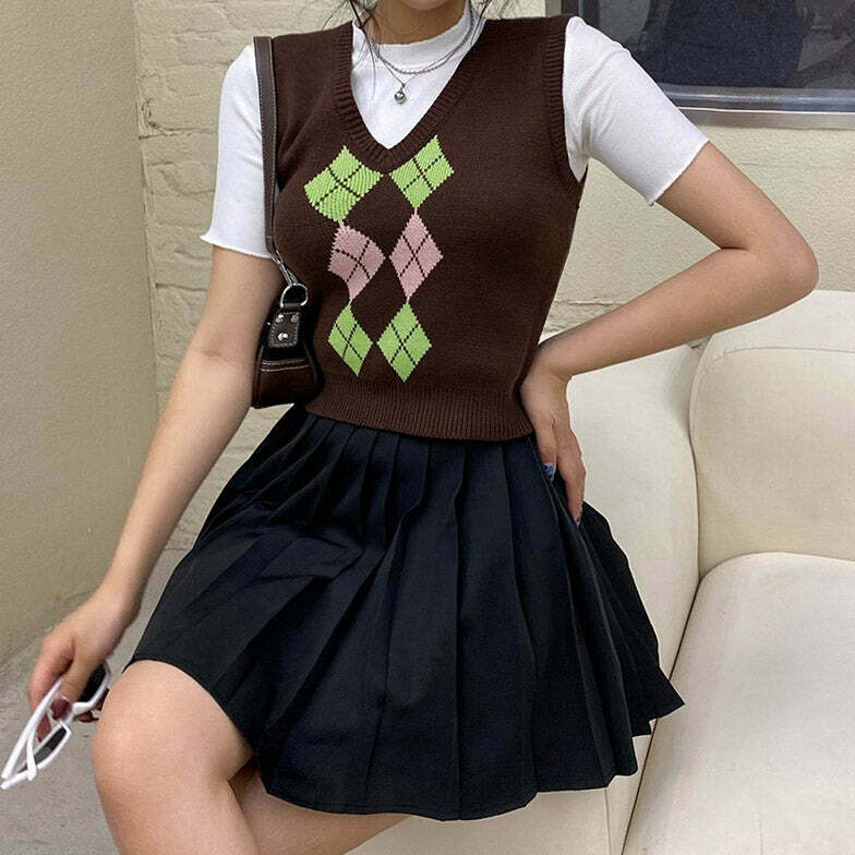 Chic Brown Argyle Vest: Perfect for Spring Outfits & Casual Looks