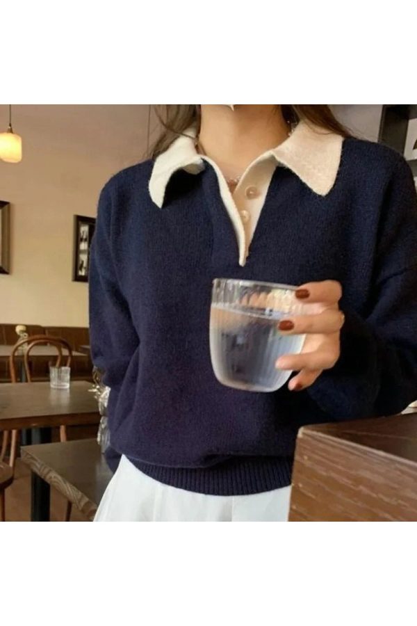 Chic Classic Collared Knit Polo Sweater: Perfect for Spring Outfits