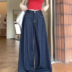 Chic Dark Wash Wide-Leg Denim Jeans for Effortless Outfit Ideas