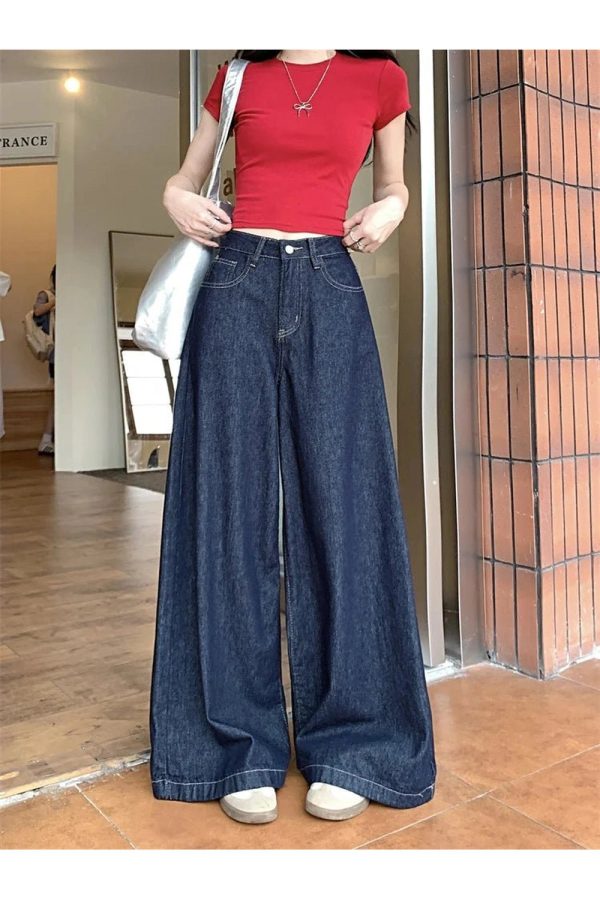 Chic Dark Wash Wide-Leg Denim Jeans for Effortless Outfit Ideas