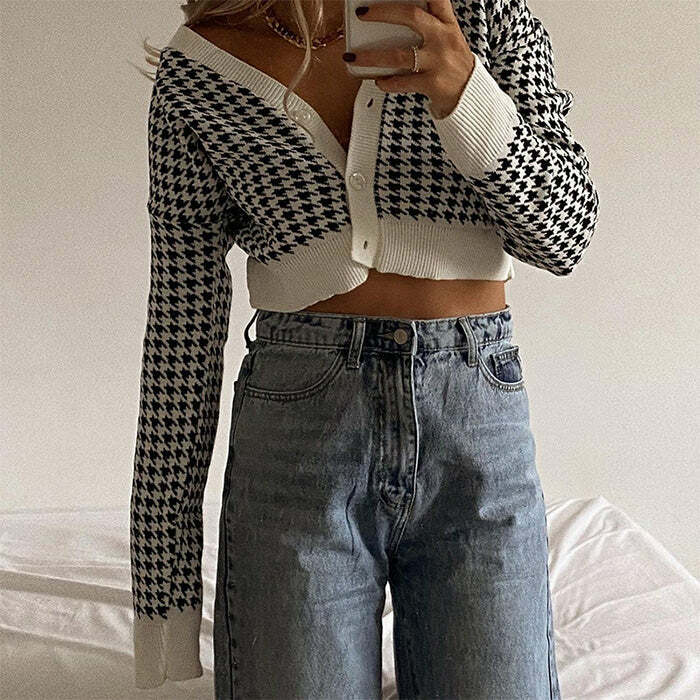 Chic Dogtooth Check Crop Cardigan: Perfect for Spring Outfits & Casual Looks