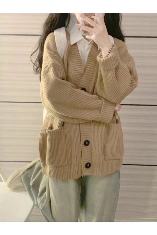 Chic Fall Classic Camel Ribbed Cardigan: Perfect for Casual & Dressy Outfits