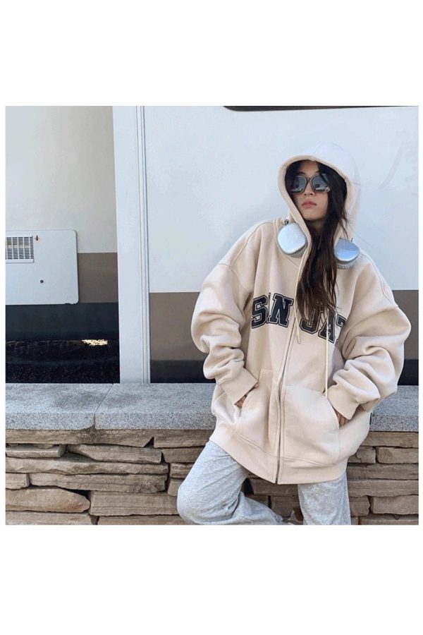 Chic Fall Neutral Varsity Zip-Up Hoodie: Perfect for Casual Outfits