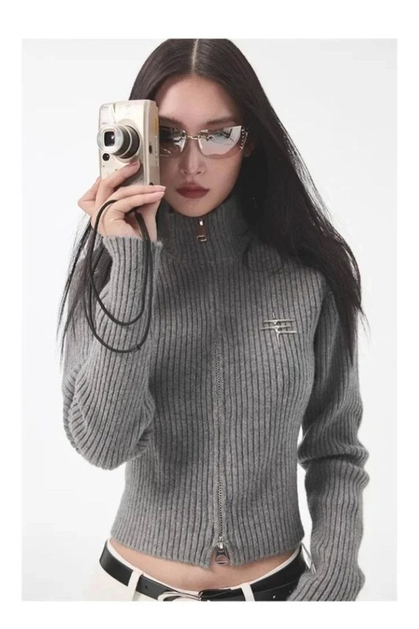 Chic Fall Ribbed Zip-Up Turtleneck Sweater: Perfect for Casual Outfits