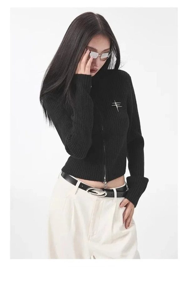 Chic Fall Ribbed Zip-Up Turtleneck Sweater: Perfect for Casual Outfits