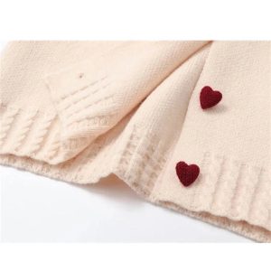 Chic Heart Button Contrast Collar Cardigan for Stylish Spring Outfits