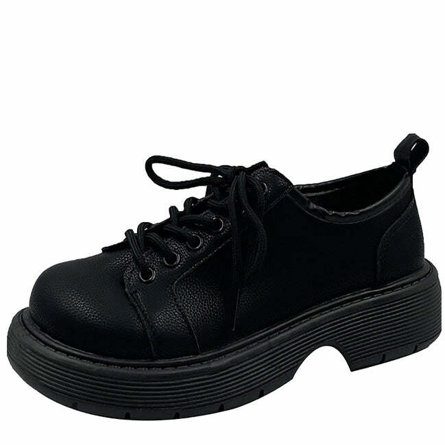 Chic Lace-Up Oxfords: Perfect for Concerts, Casual Outfits!