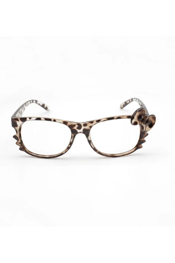 Chic Leopard Bow Glasses for Stylish Outfits & Fashion Inspiration