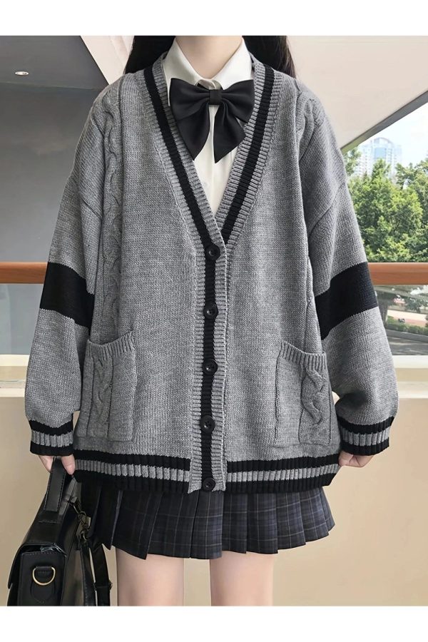 Chic Monochrome Academia Cardigan: Perfect for Spring Outfits