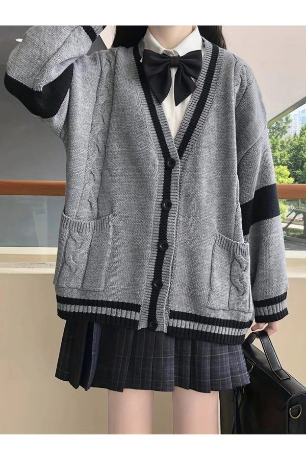 Chic Monochrome Academia Cardigan: Perfect for Spring Outfits