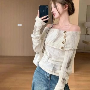 Chic Off-Shoulder Buttoned Knit Top for Stylish Spring Outfits