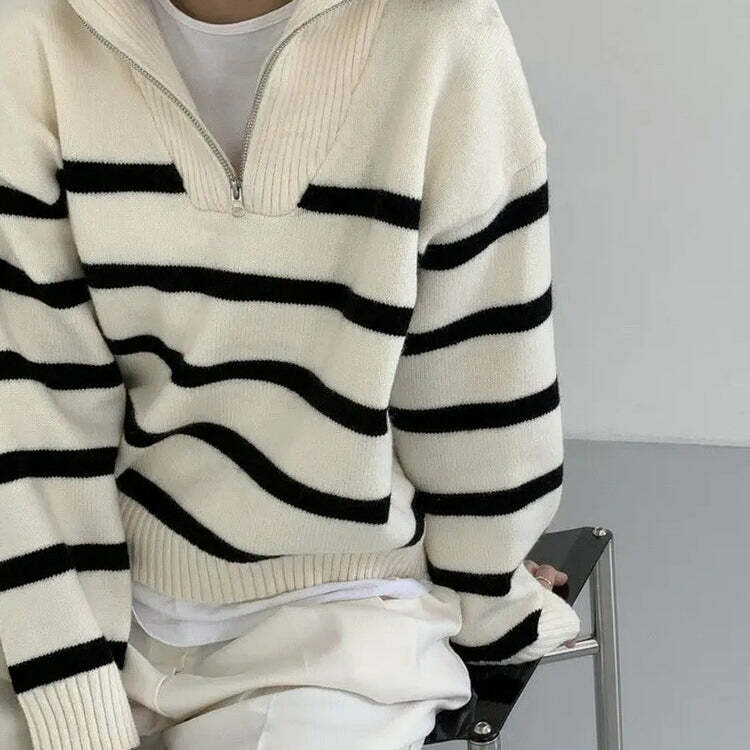 Chic Old Money Zip Up Striped Sweater: Perfect for Spring Outfits