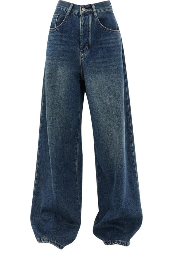 Chic Oversized Dark Wash Wide-Leg Jeans: Perfect for Casual Outfits