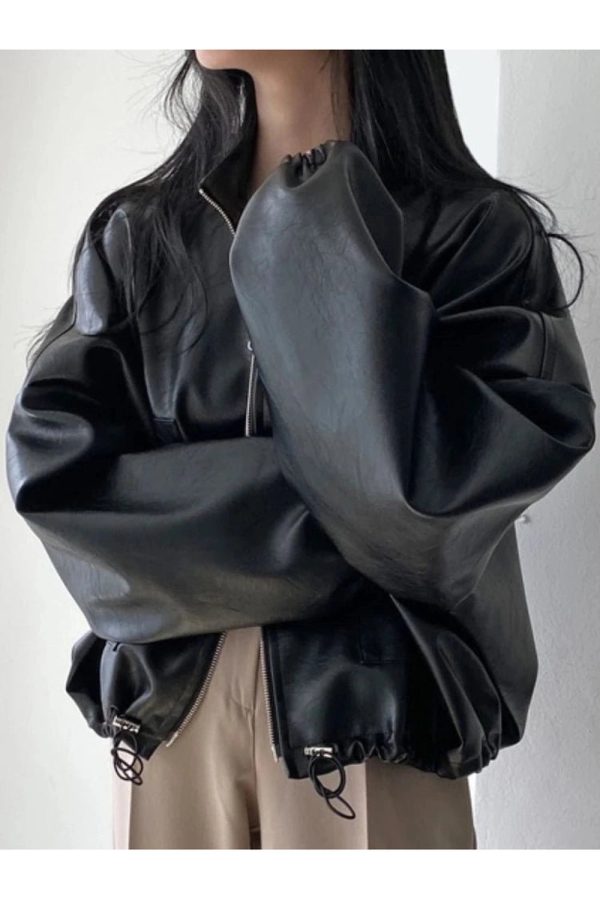 Chic Oversized Faux Leather Bomber Jacket for Stylish Spring Outfits