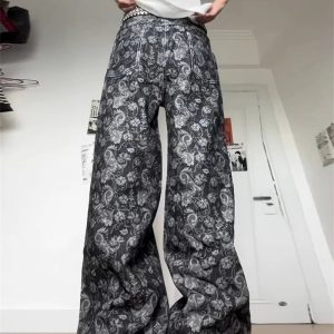 Chic Paisley Shadow Wide-Leg Pants: Perfect for Spring Outfits