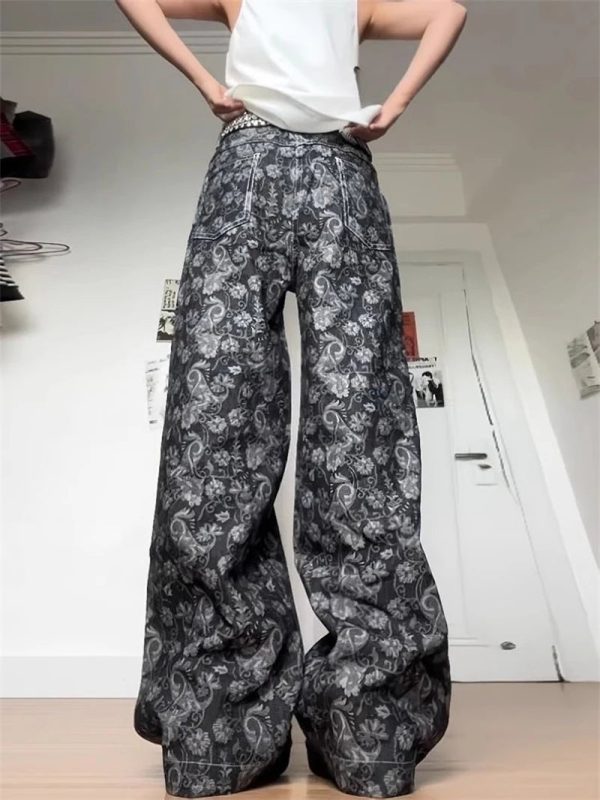 Chic Paisley Shadow Wide-Leg Pants: Perfect for Spring Outfits