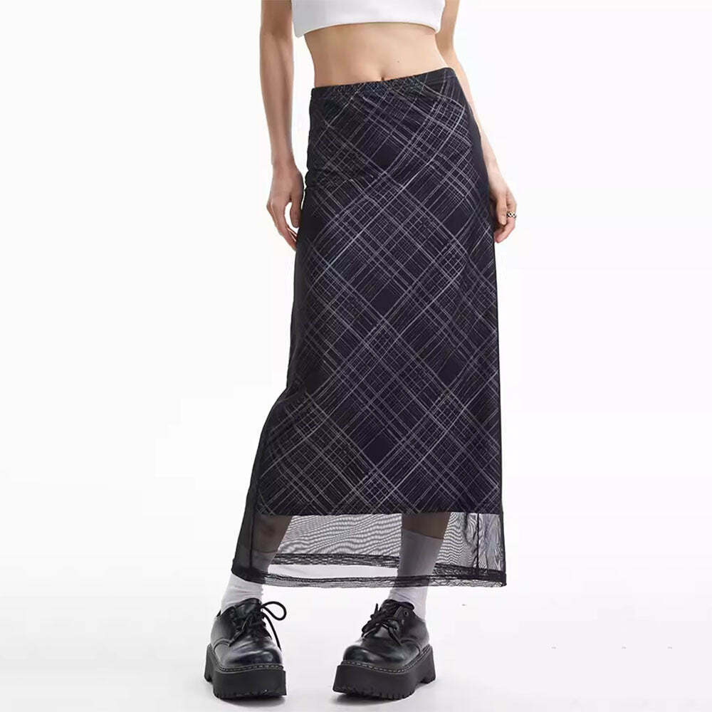 Chic Plaid Maxi Skirt: Perfect for Spring Outfits & Concert Outfit Ideas