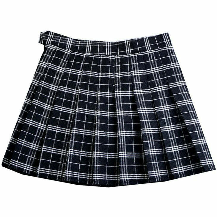 Chic Plaid Skirt: Perfect for Spring Outfits, Concerts, and Date Nights