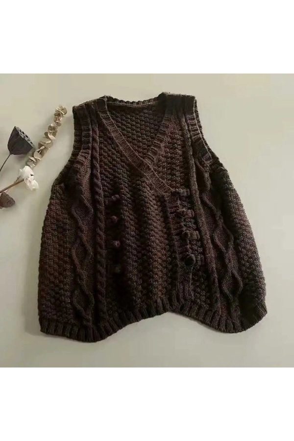 Chic Rustic Cable Knit Button Vest: Perfect for Spring Outfits & Layering