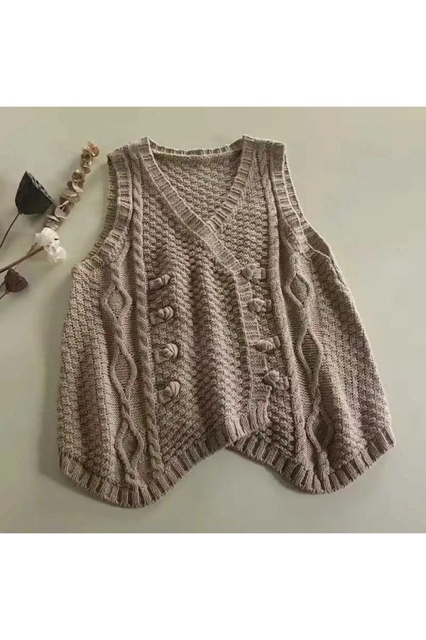 Chic Rustic Cable Knit Button Vest: Perfect for Spring Outfits & Layering