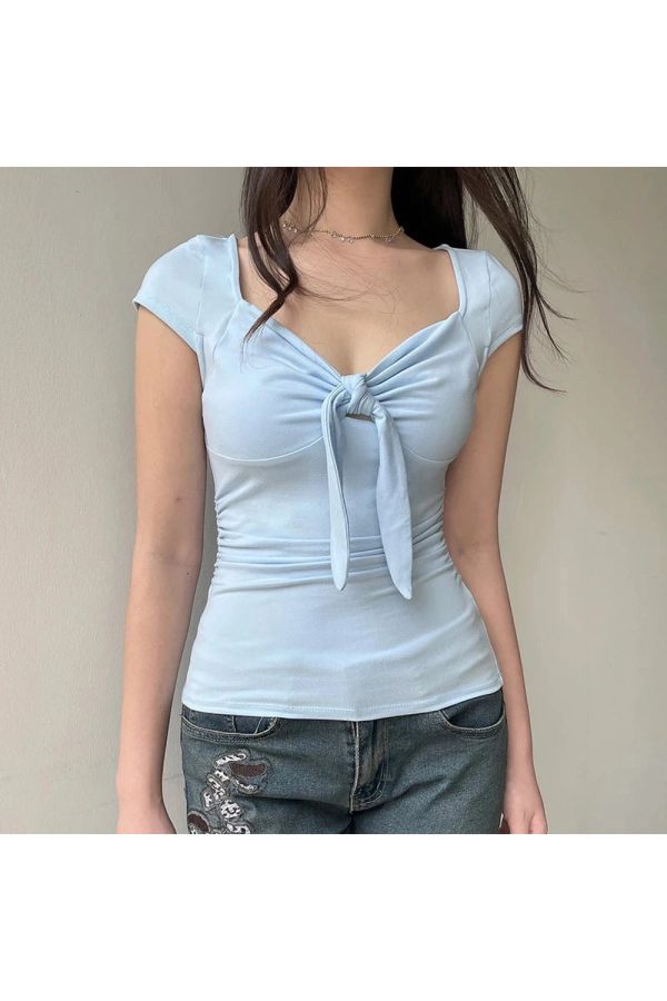 Chic Tie-Front Ruched Crop Top: Perfect for Spring Outfits & Concerts