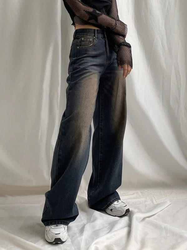 Chic Washed Denim Wide-Leg Jeans: Perfect for Casual Outfits