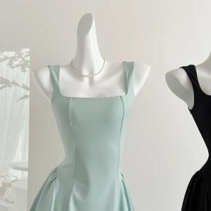 Classic Square Neck Flared Dress: Perfect for Prom, Spring & Date Nights