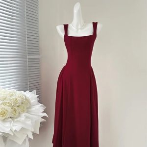 Classic Square Neck Flared Dress: Perfect for Prom, Spring & Date Nights