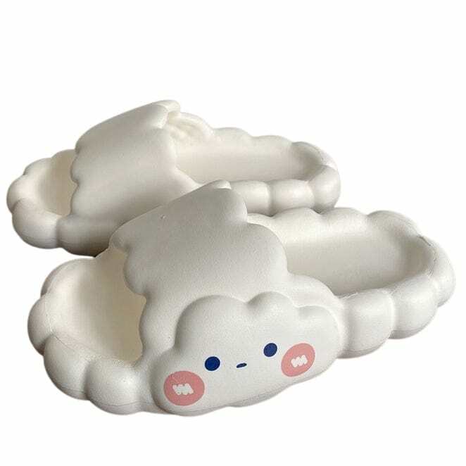 Cloud Foam Street Slippers: Perfect for Casual Outfits & Concert Style