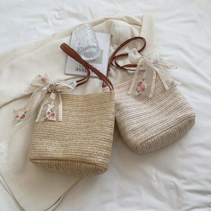 Cottagecore Straw Bag - Cute 2000s Outfits & Y2K Fashion Inspiration