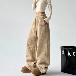 Cozy Cloud Fleece Pants: Perfect for Casual Outfits & Spring Outfit Ideas