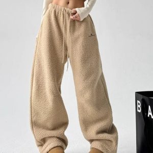 Cozy Cloud Fleece Pants: Perfect for Casual Outfits & Spring Outfit Ideas