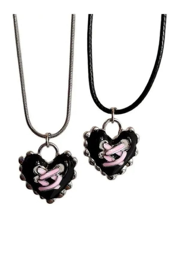 Dark Romance Corset Heart Necklace: Perfect for Concerts & Date Nights