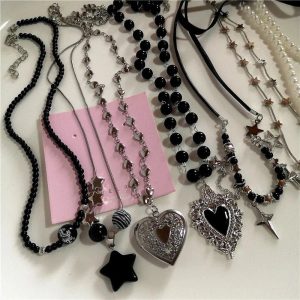 Dark Romance Layered Necklace: Perfect for Concert Outfits & Date Nights