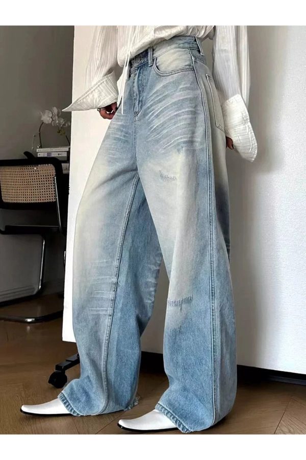 Distressed Light-Wash Wide-Leg Jeans: Perfect for Casual & Concert Outfits