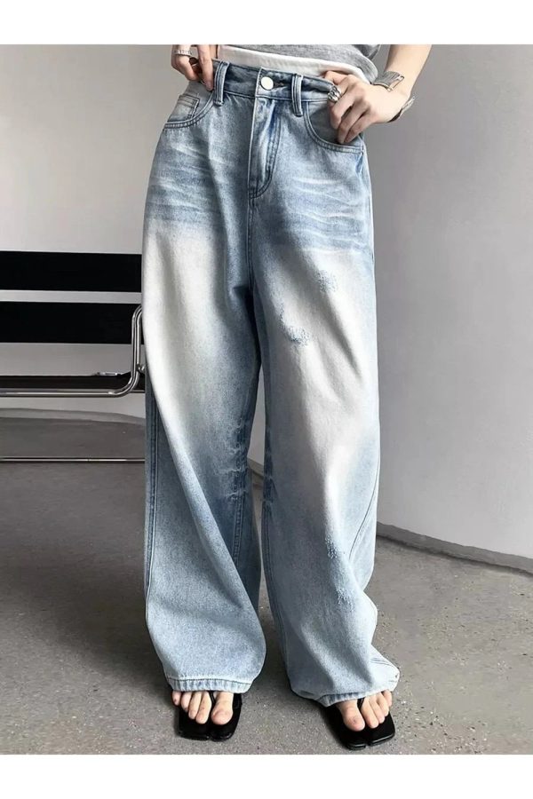 Distressed Light-Wash Wide-Leg Jeans: Perfect for Casual & Concert Outfits