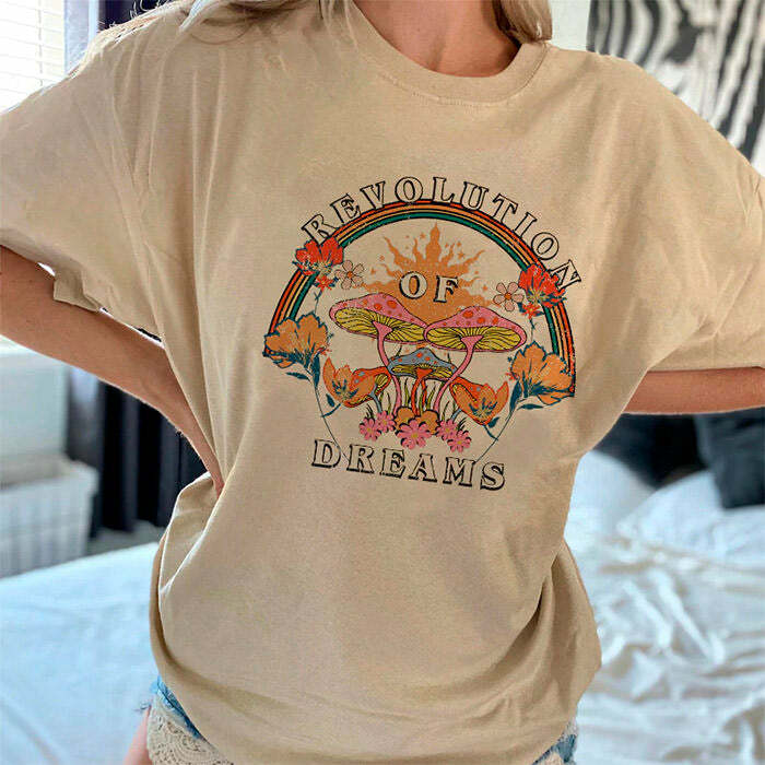 Dreams Graphic T-Shirt: Trendy Outfit Ideas for Every Occasion