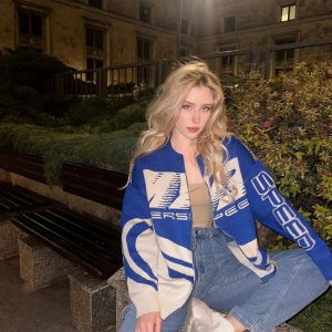 Electric Blue Streetwear Knit Jacket: Trendy Outfit Ideas & Fashion Fits