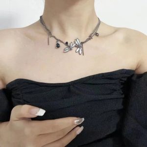 Enchanted Dragonfly Gothic Choker: Perfect for Concert & Date Night Outfits